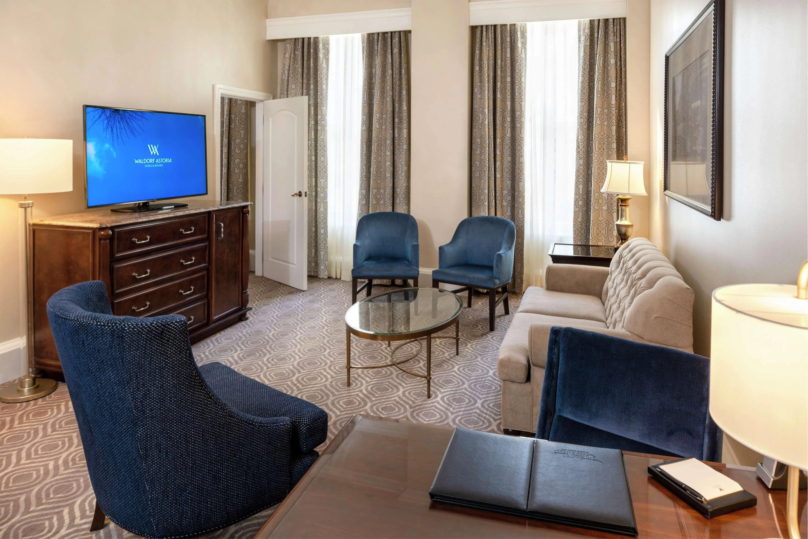 The Roosevelt New Orleans, A Waldorf Astoria Hotel