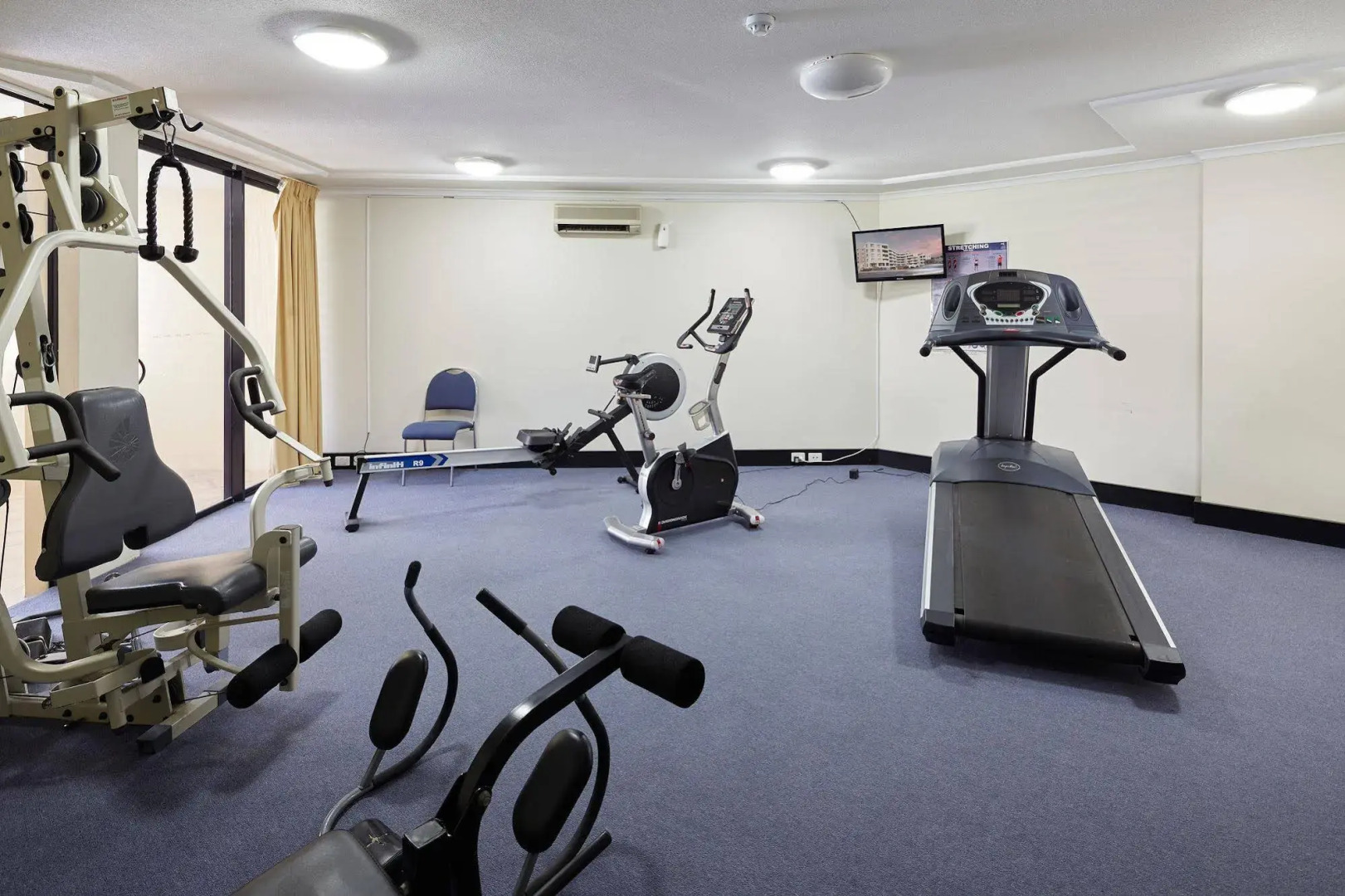 West End Central Apartments