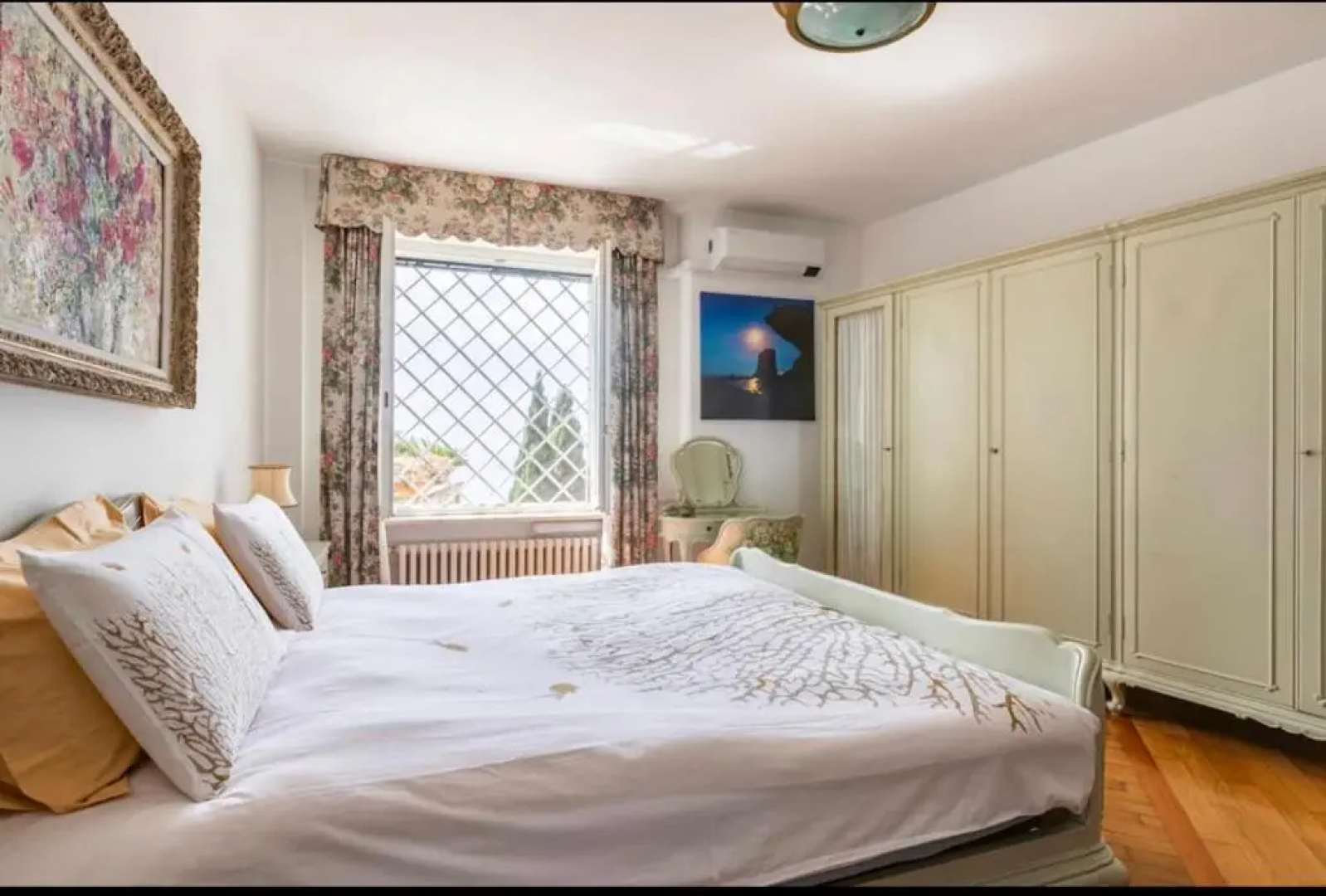 Sea View Suite Apartment In Historic Villa, Exclusive Experience