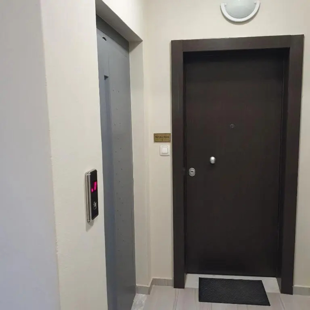 Stergiou Room 2