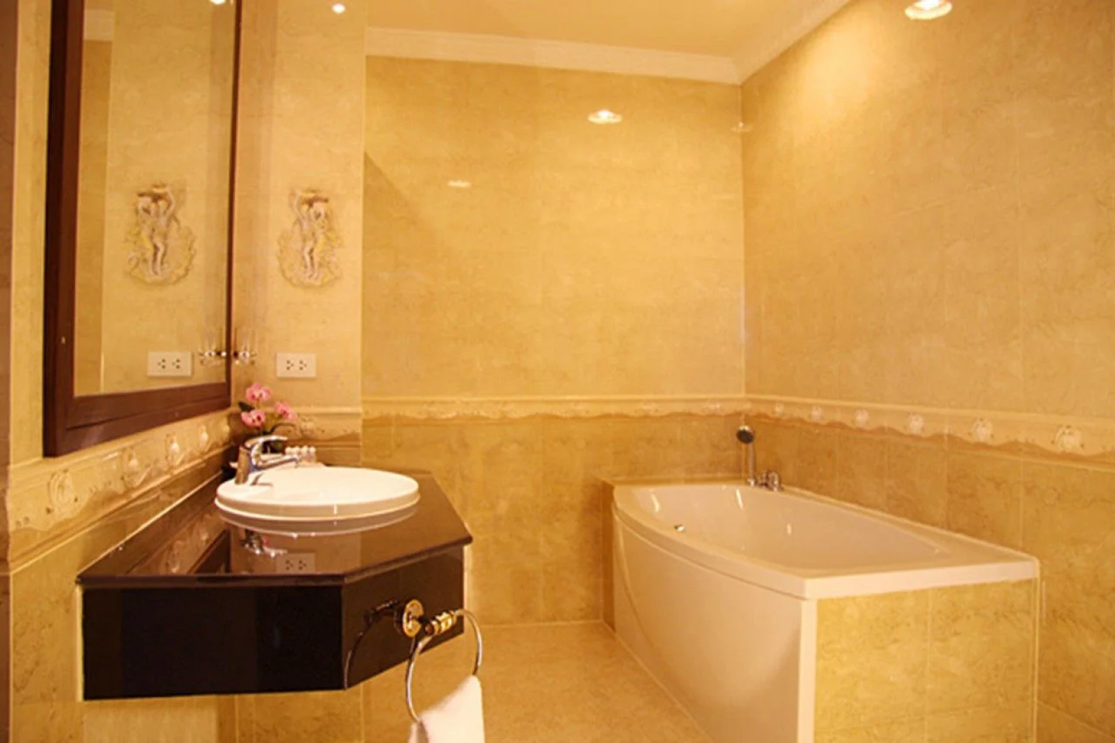 Rita Resort and Residence