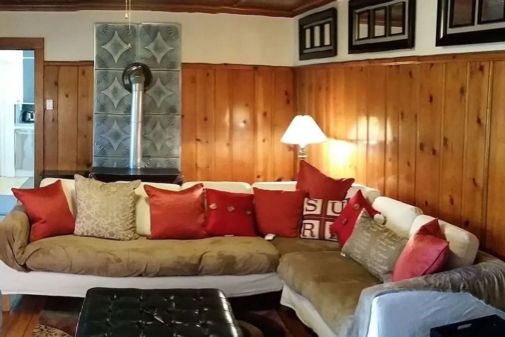 Historic Red Smarthouse-King-Walk Dwtn