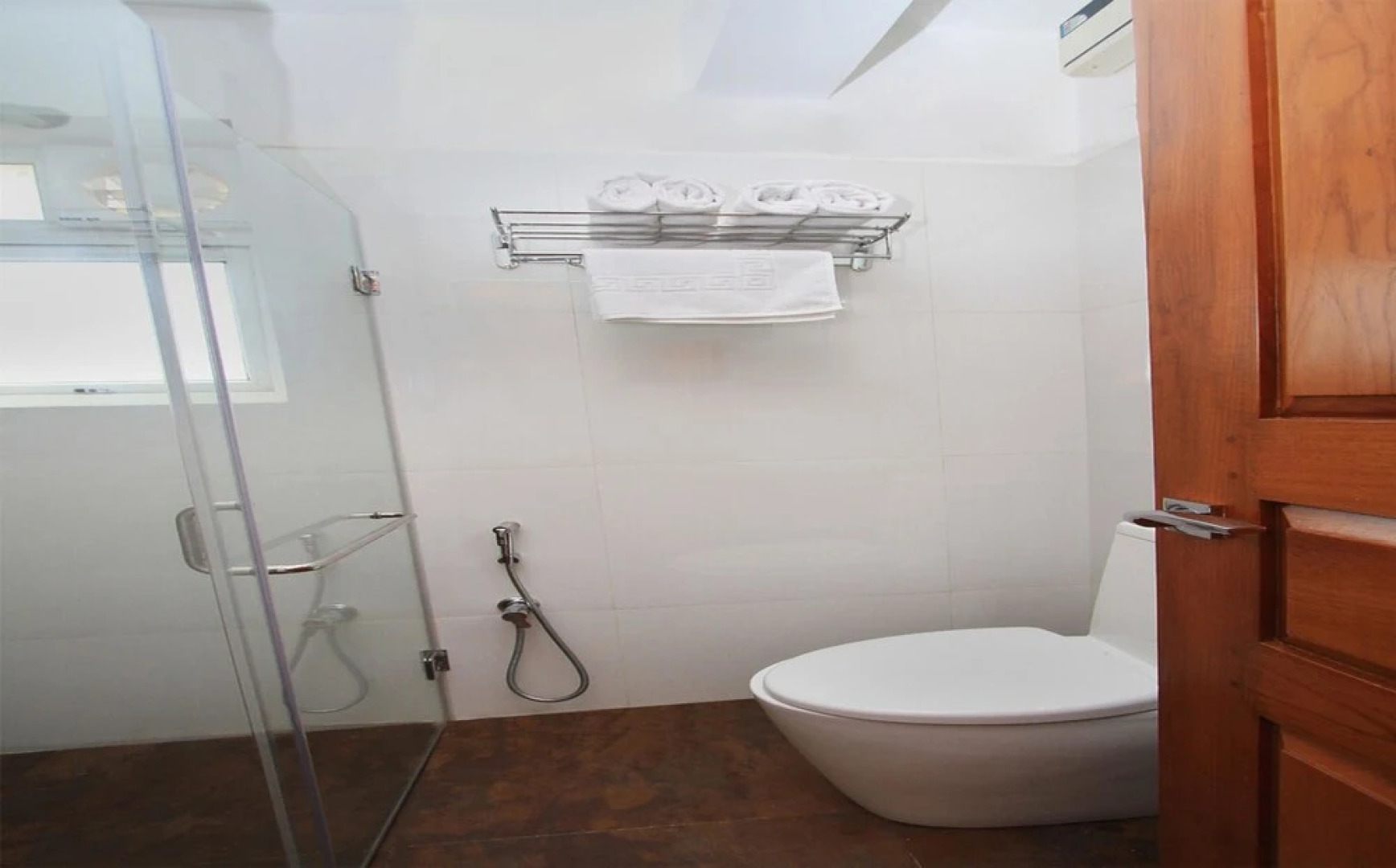 OYO 10002 Hotel Canary Hop