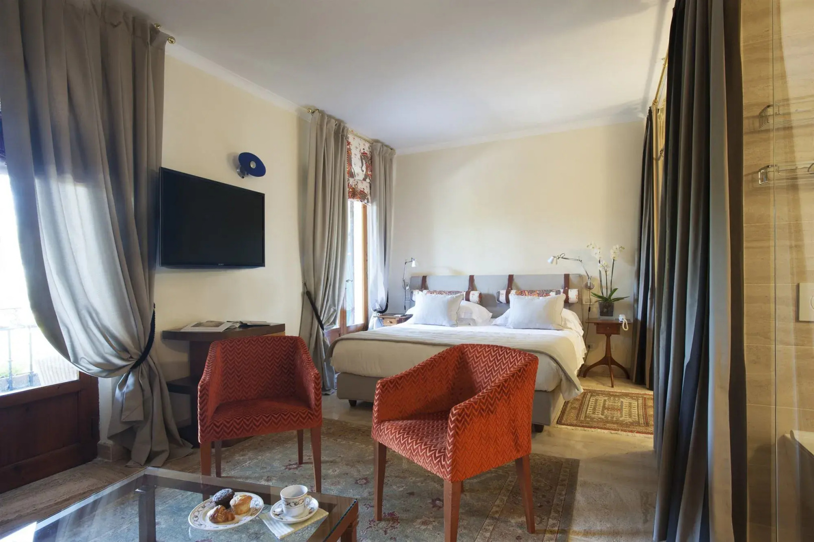 Augustus Hotel & Resort