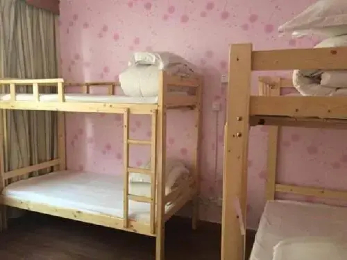 Mohebeilv International Youth Hostel