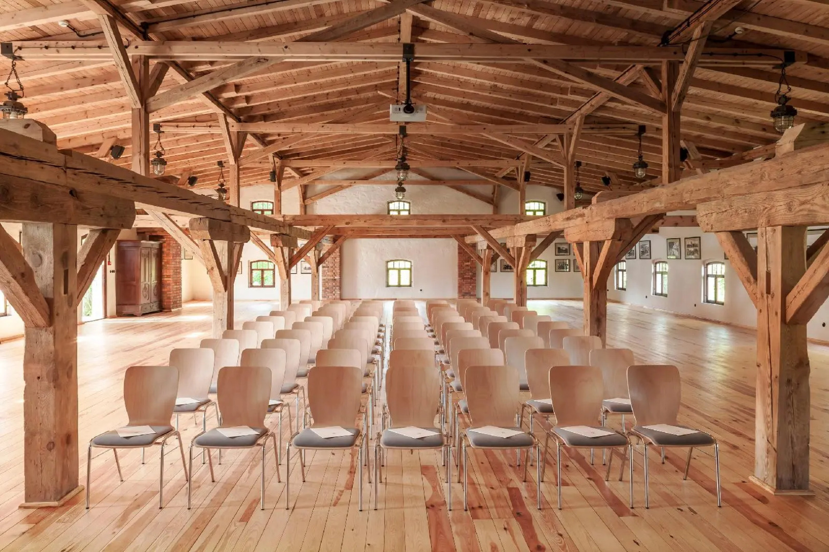 Pałac Ciekocinko - Powozownia