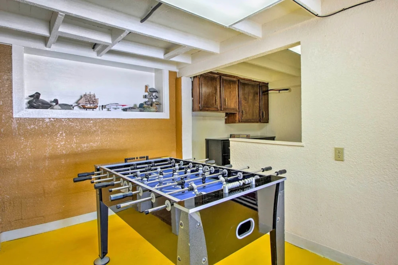 Lakefront Retreat w/ Dock, Paddle Boards & Kayaks!