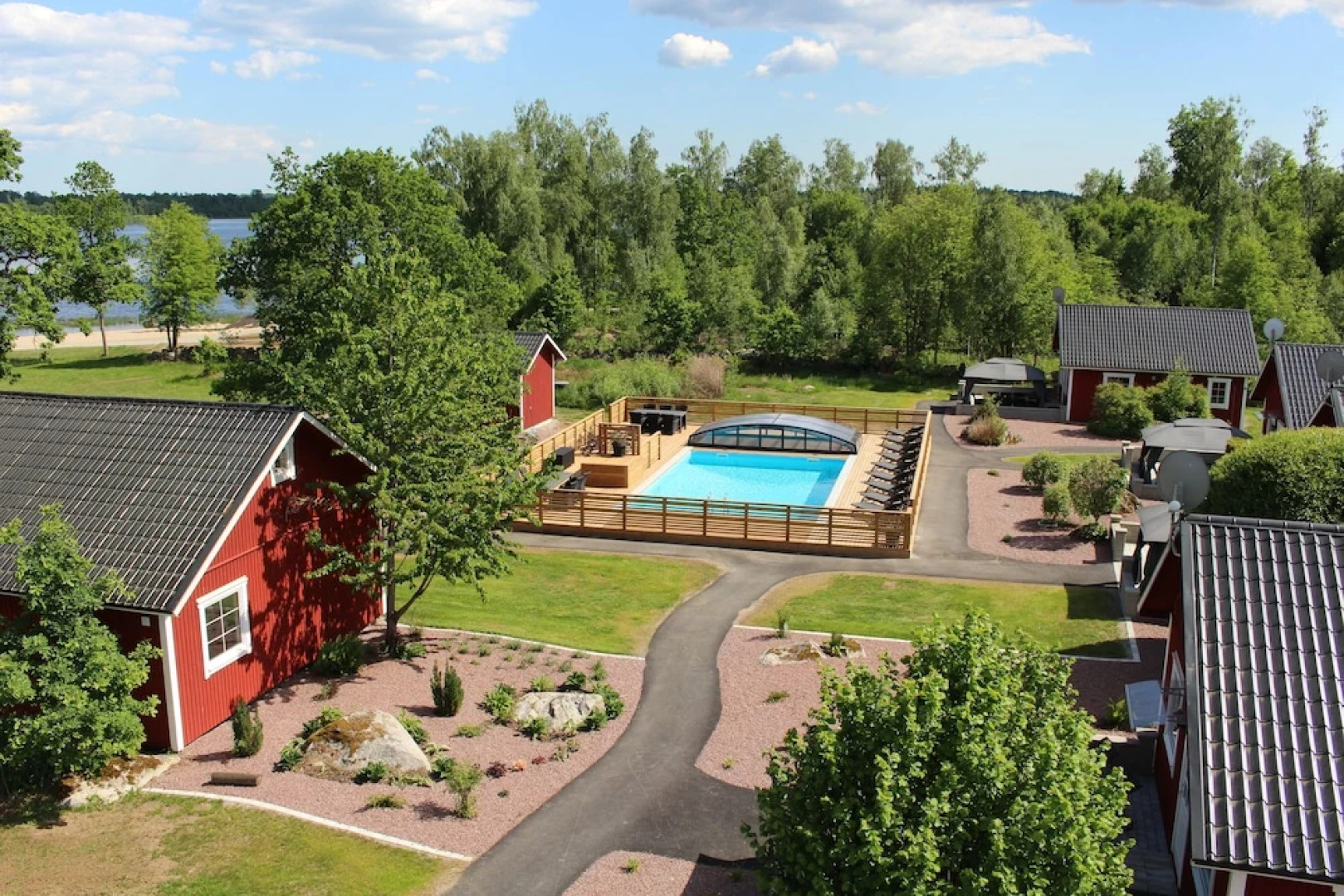 Semesterbyn Kåranäs