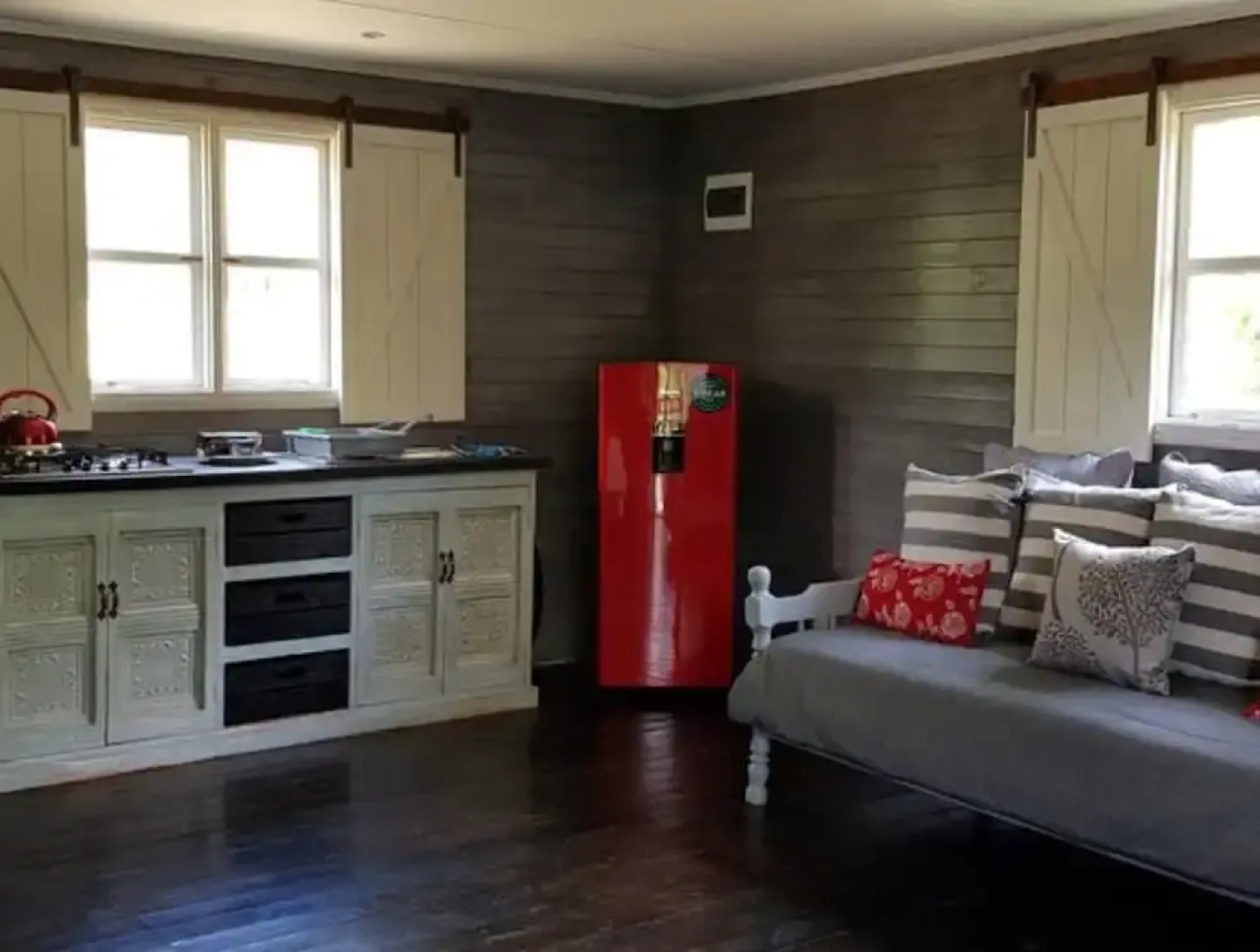 River Rock Guesthouse