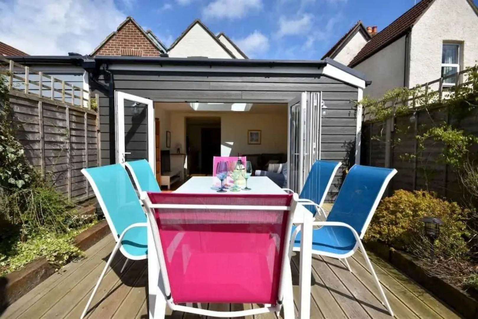 Blackberry 4 Bed Bembridge Holiday Home (Sleeps 6 Adults and 2 Children)