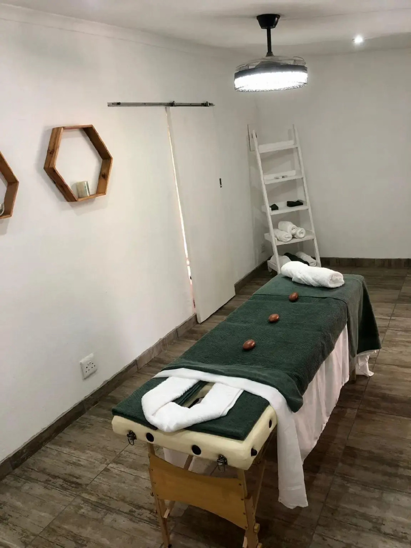 Villa Mexicana Guesthouse