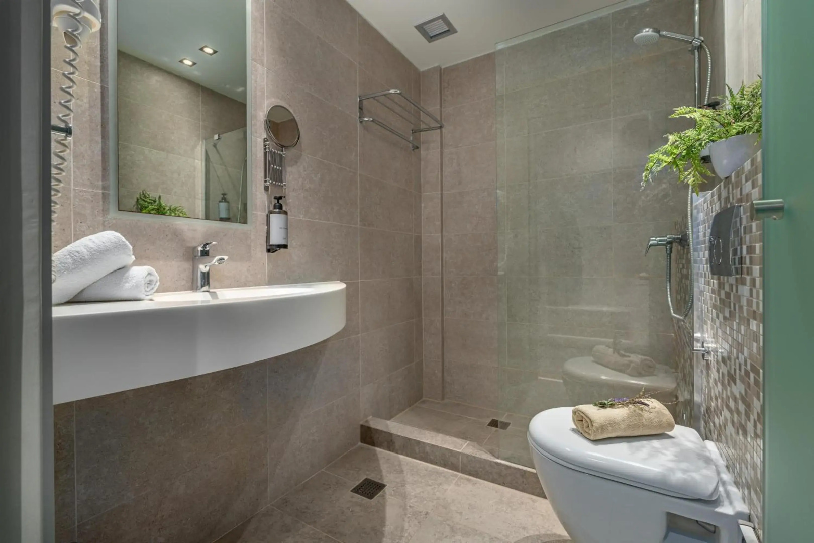 Ammon Zeus Luxury Beach Hotel