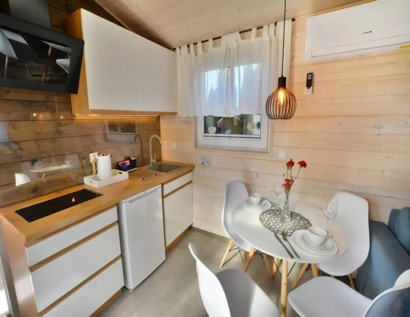 Comfortable Holiday Home With a Terrace, Ustronie