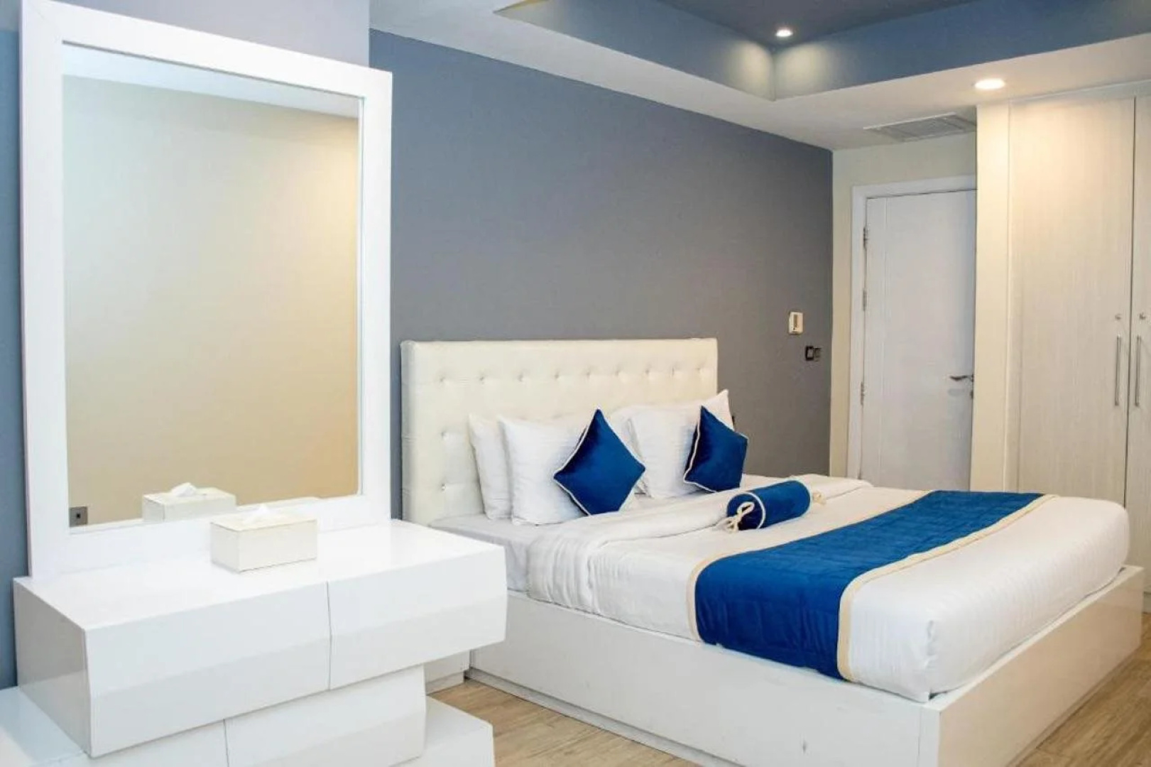 Centaurus Suites