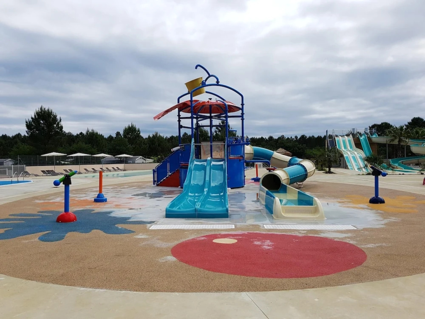 Property With 2 Bedrooms in Saint Julien en Born, With Pool Access and