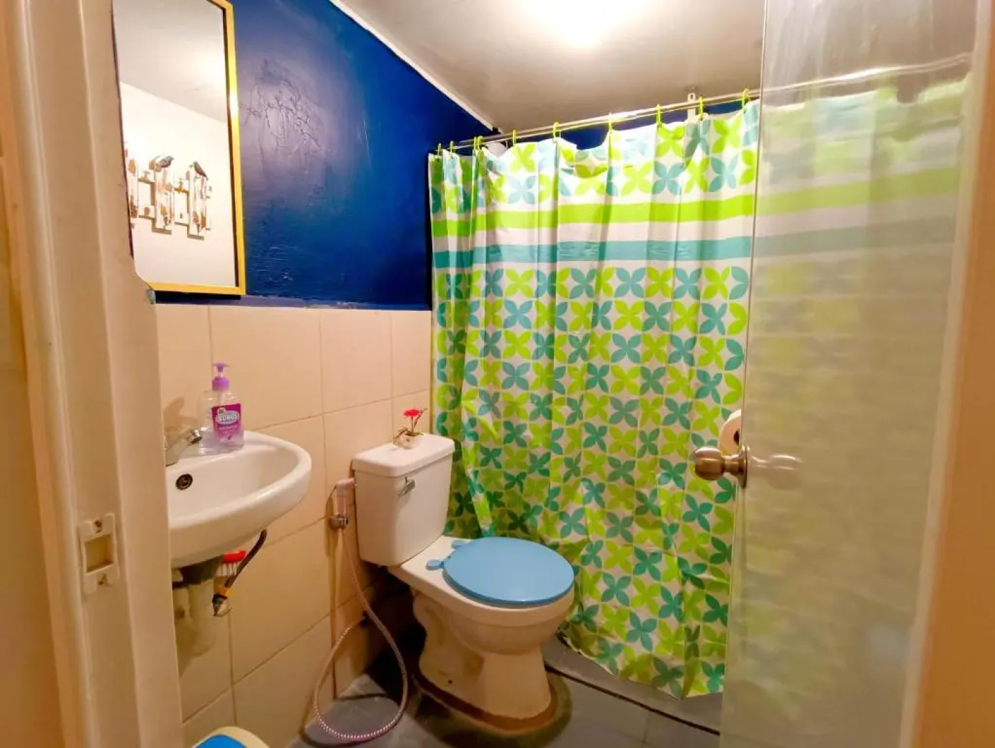 Mamby Gray's Place Balcony, Karaoke ,Wifi,Netflix &Kitchen