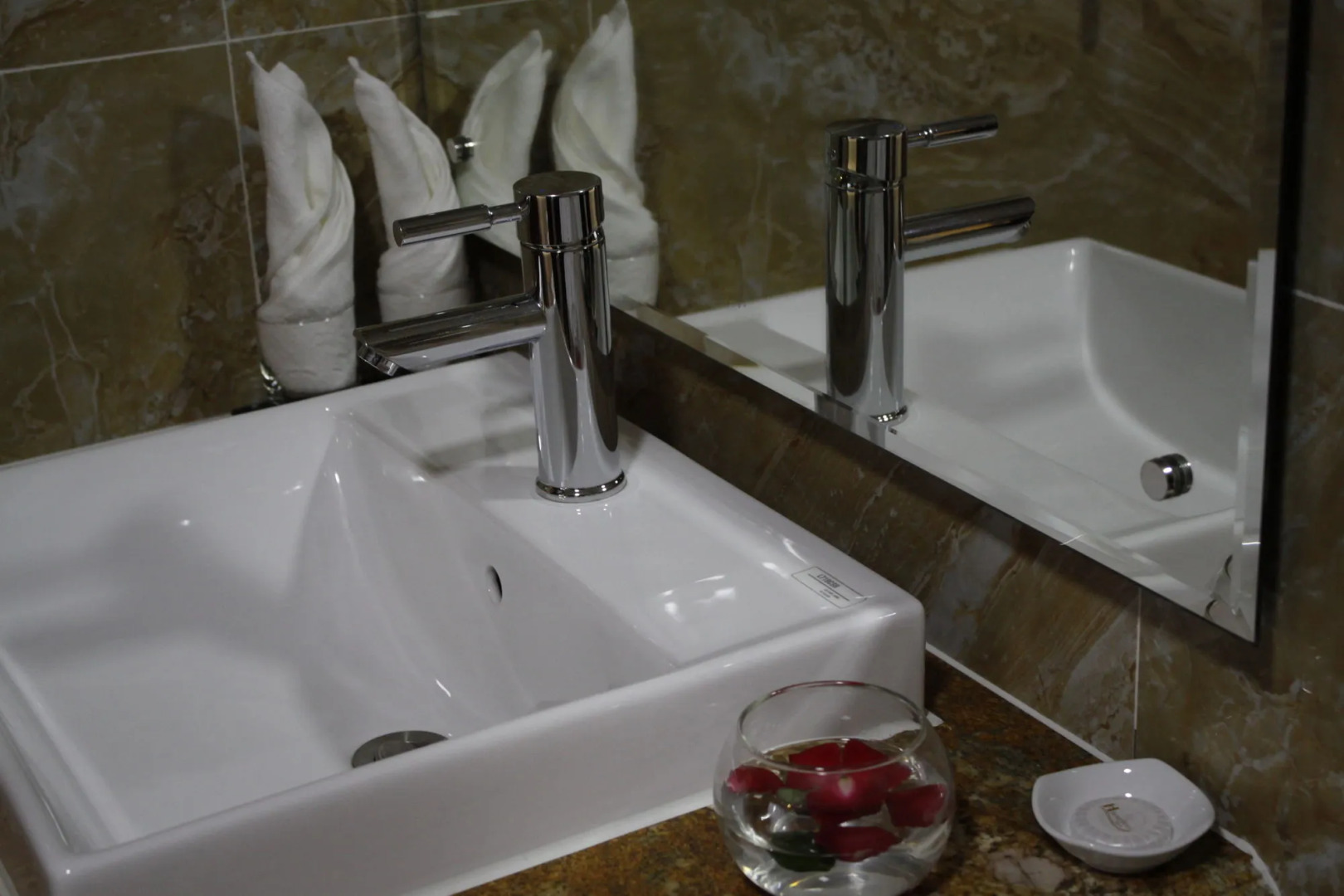 West Lake Home Hotel & Spa