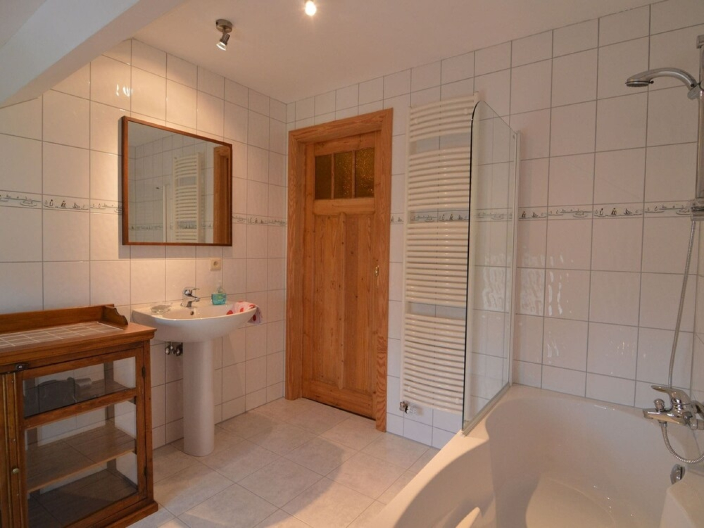 Beautiful Modern Villa Close to Houffalize, Comfort and Relaxation Guaranteed