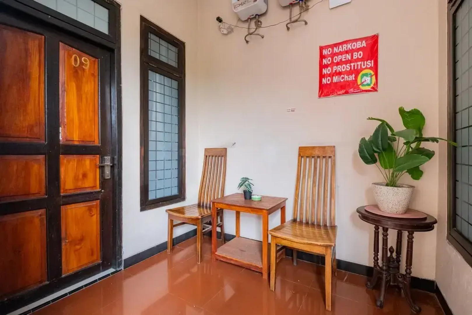 RedDoorz near Kampung Inggris Pare