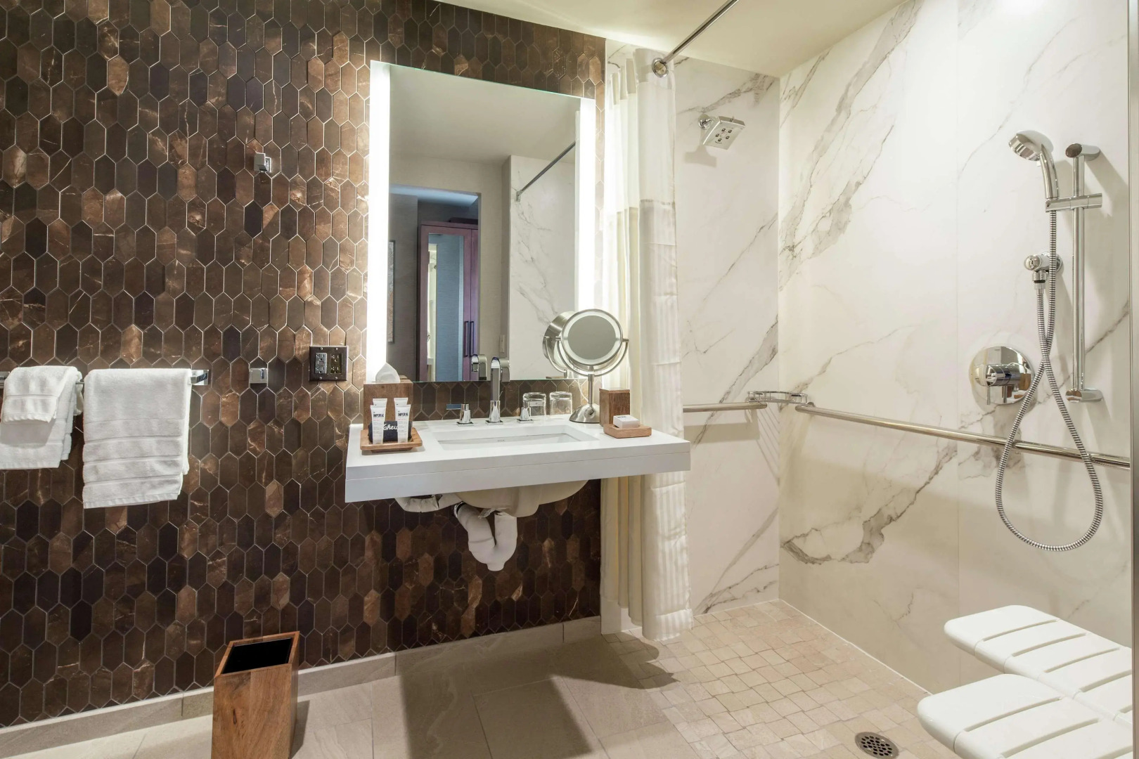 The Porter Portland, Curio Collection by Hilton