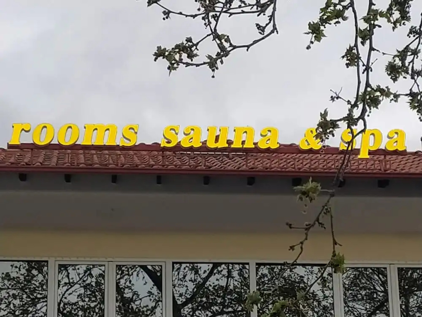 OLYMPUS VIEW Rooms Sauna & Spa