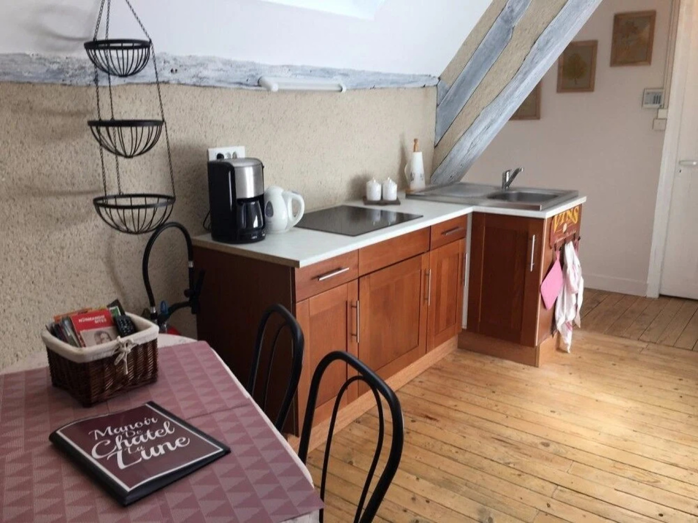 Les Chaumieres de Chatel la Lune