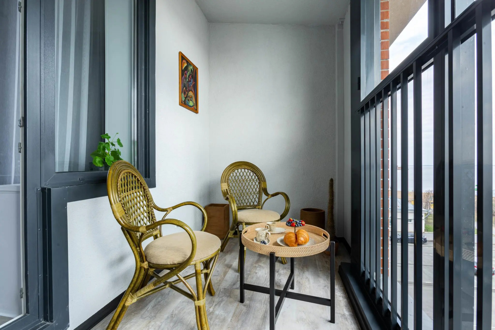 Апартаменты на аллее Тулонская