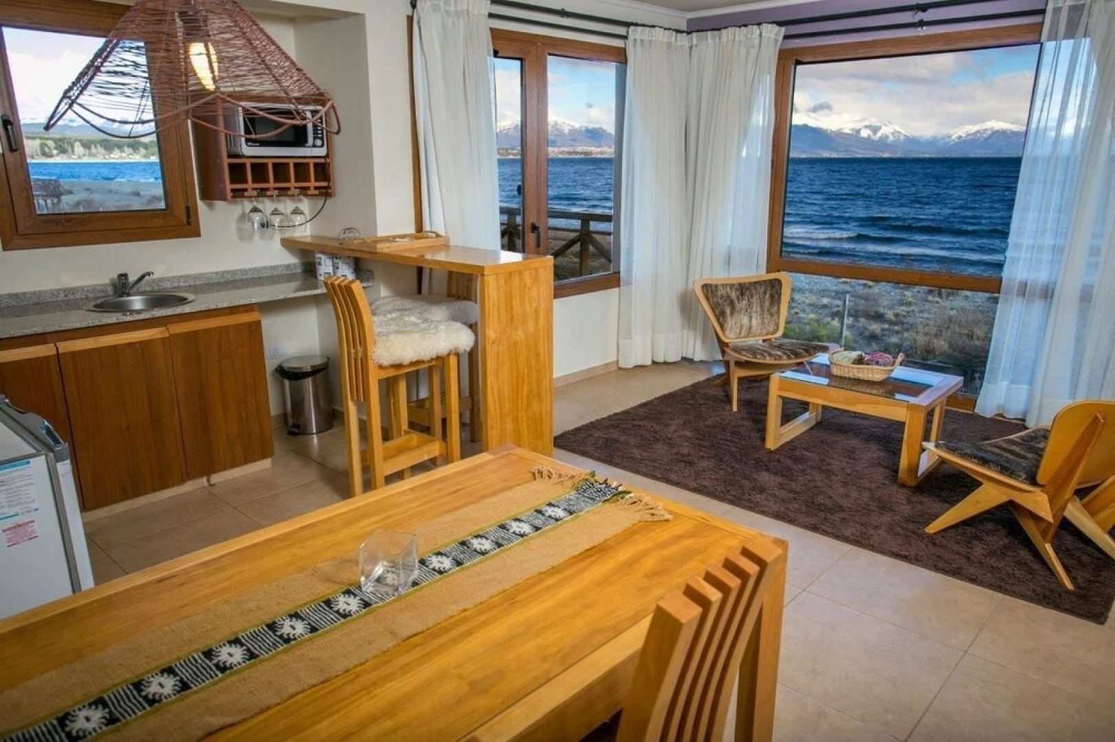 BLUE PARTS - Nahuel Superior 1P In Front of the Lake