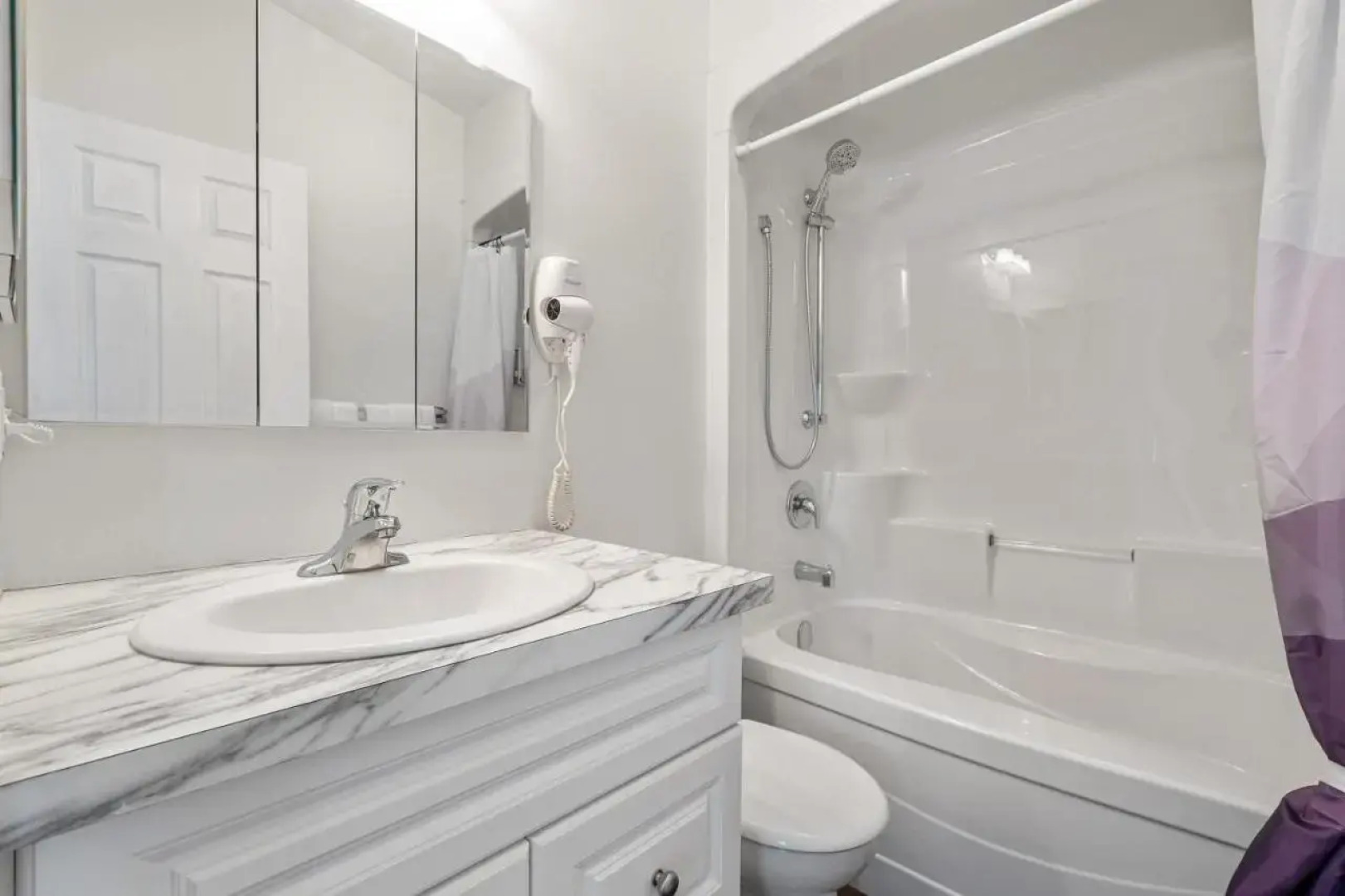 Timber Valley I HotTub I PingPong I Sleep 14 I BBQ