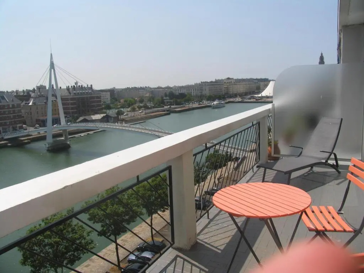 Escale Quai George V