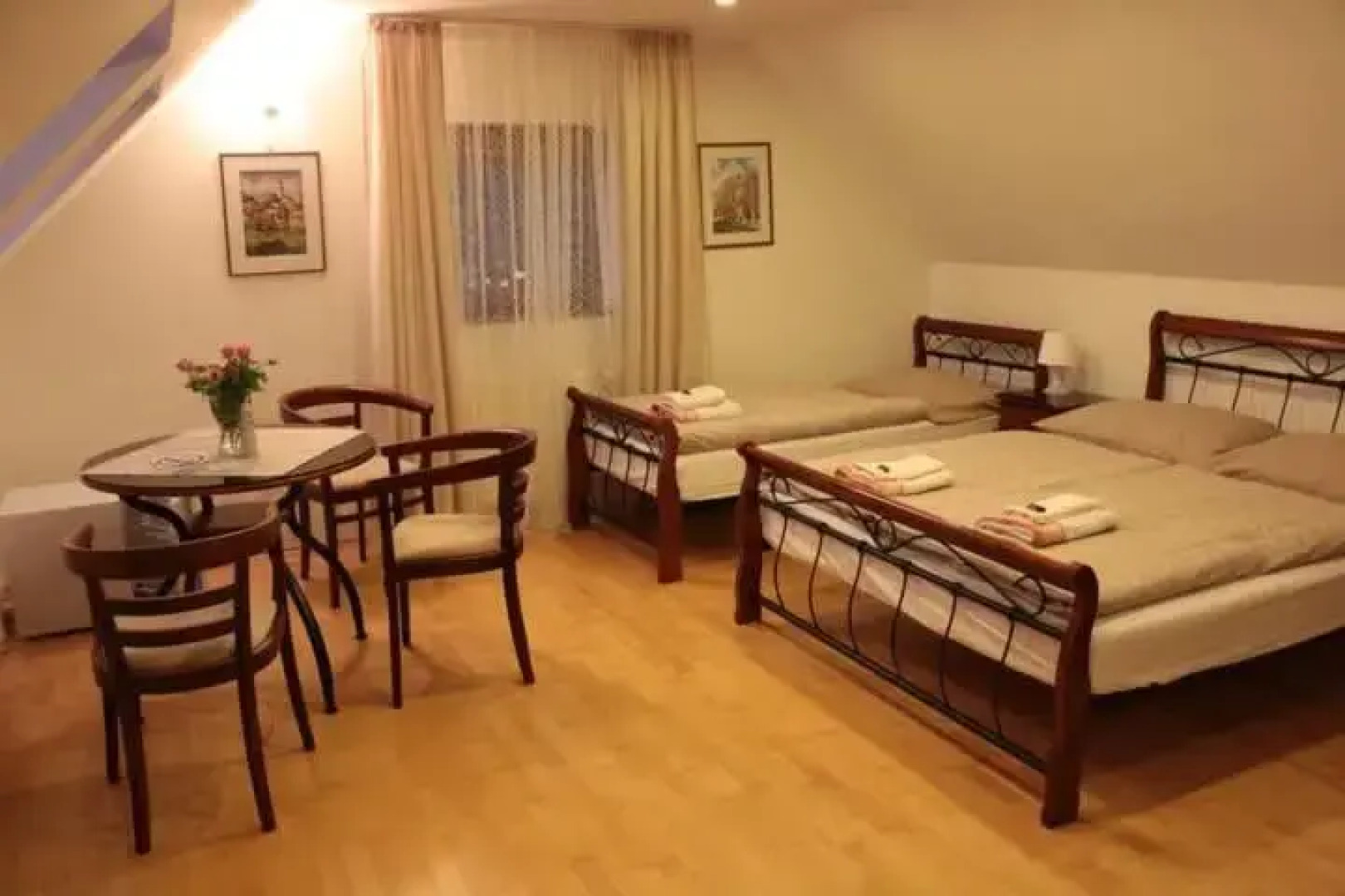Guest House Tri Korunky