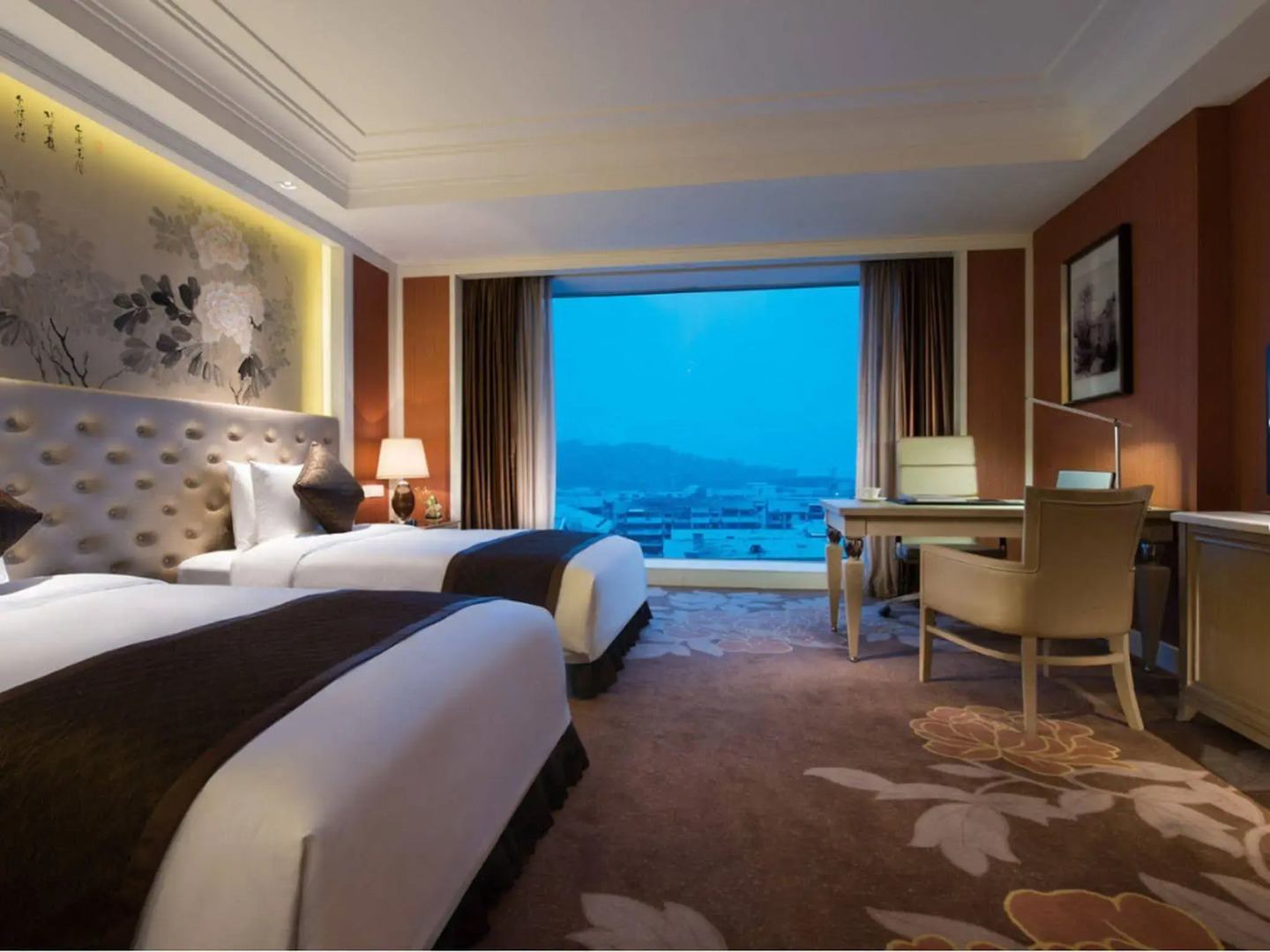 Tonino Lamborghini Hotel Kunshan City Center