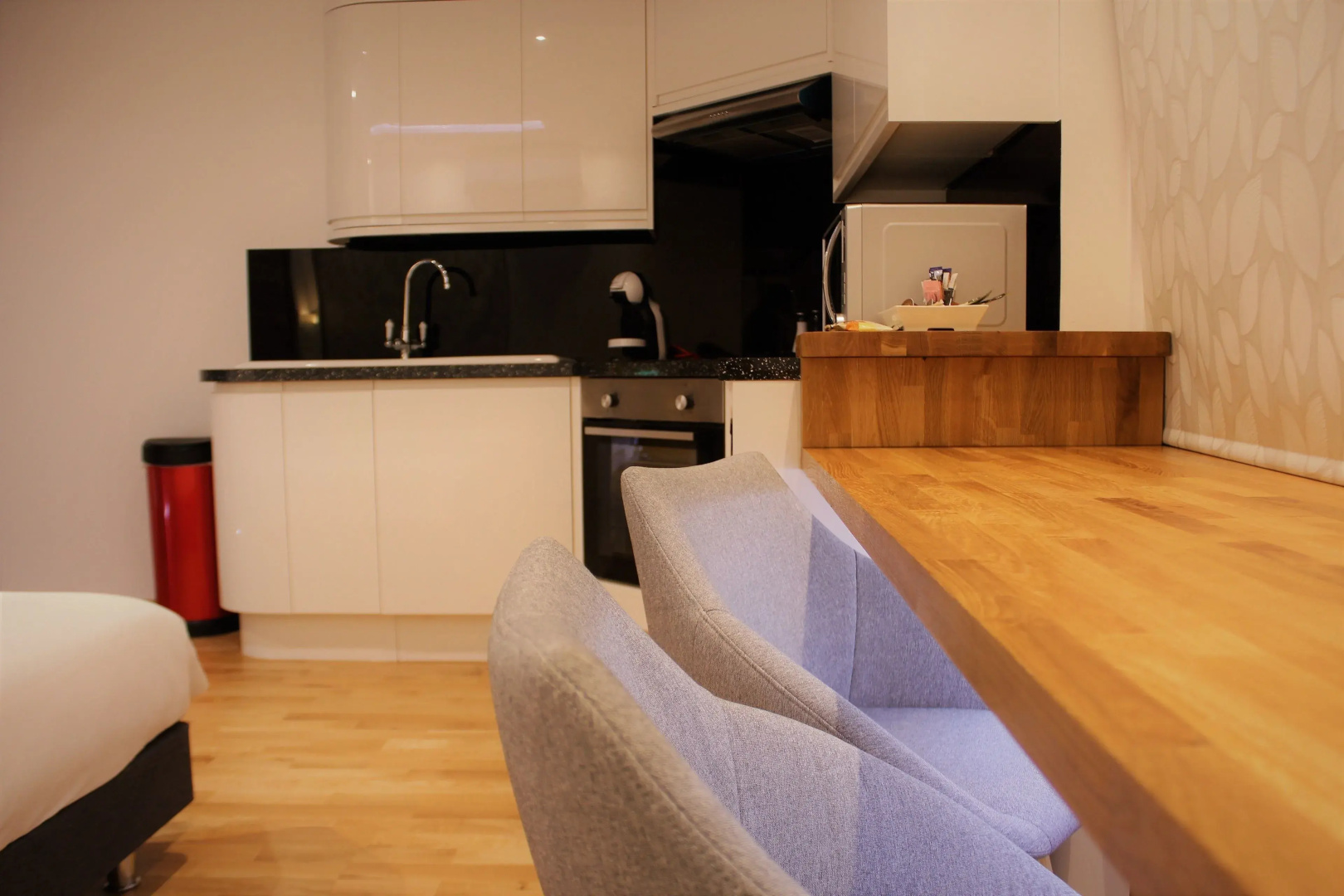 RIOSHOUSE Henley