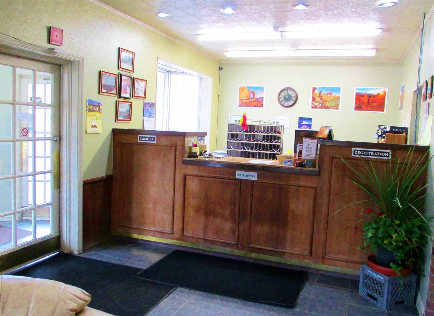 Nights Inn - Richfield