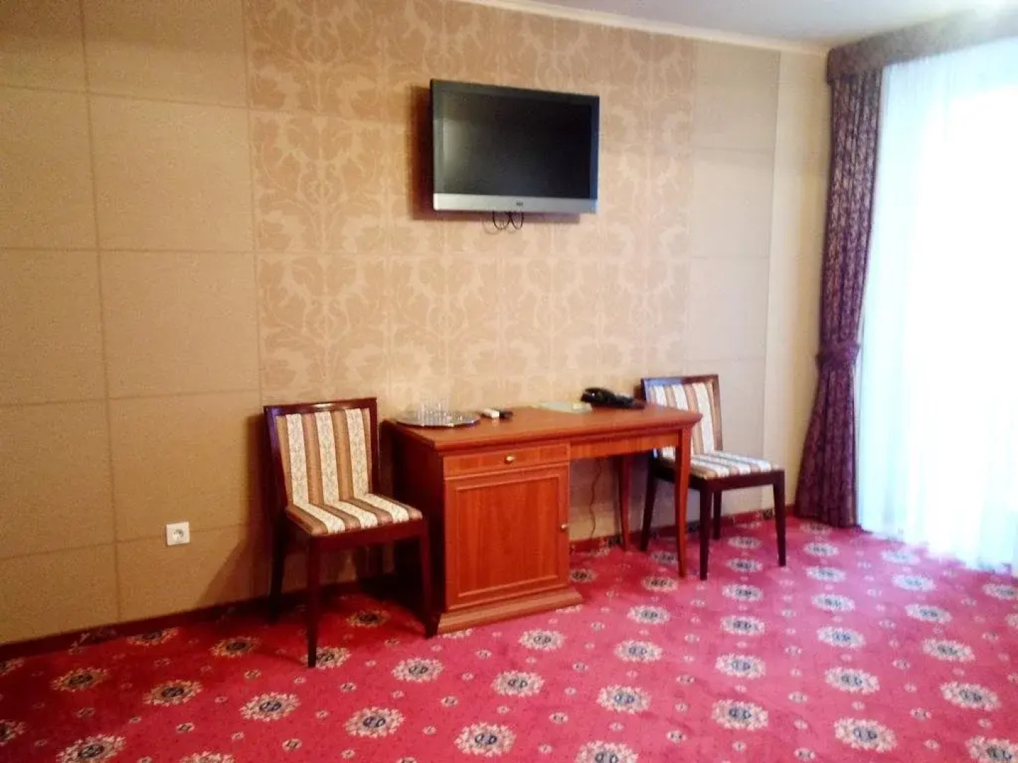 H & K Imperial Plus Hotel