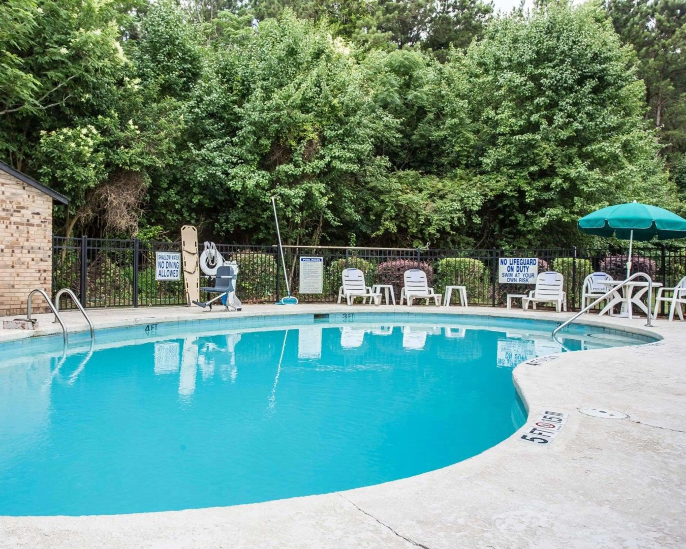 Quality Inn Manning I-95