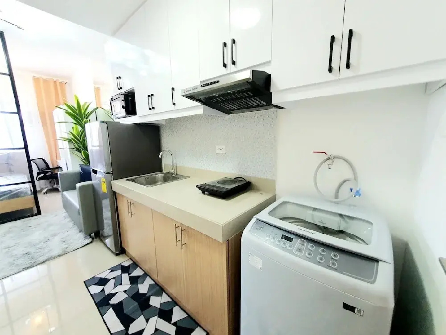 Green 2 Res Scandi-Industrial Free Wi-Fi