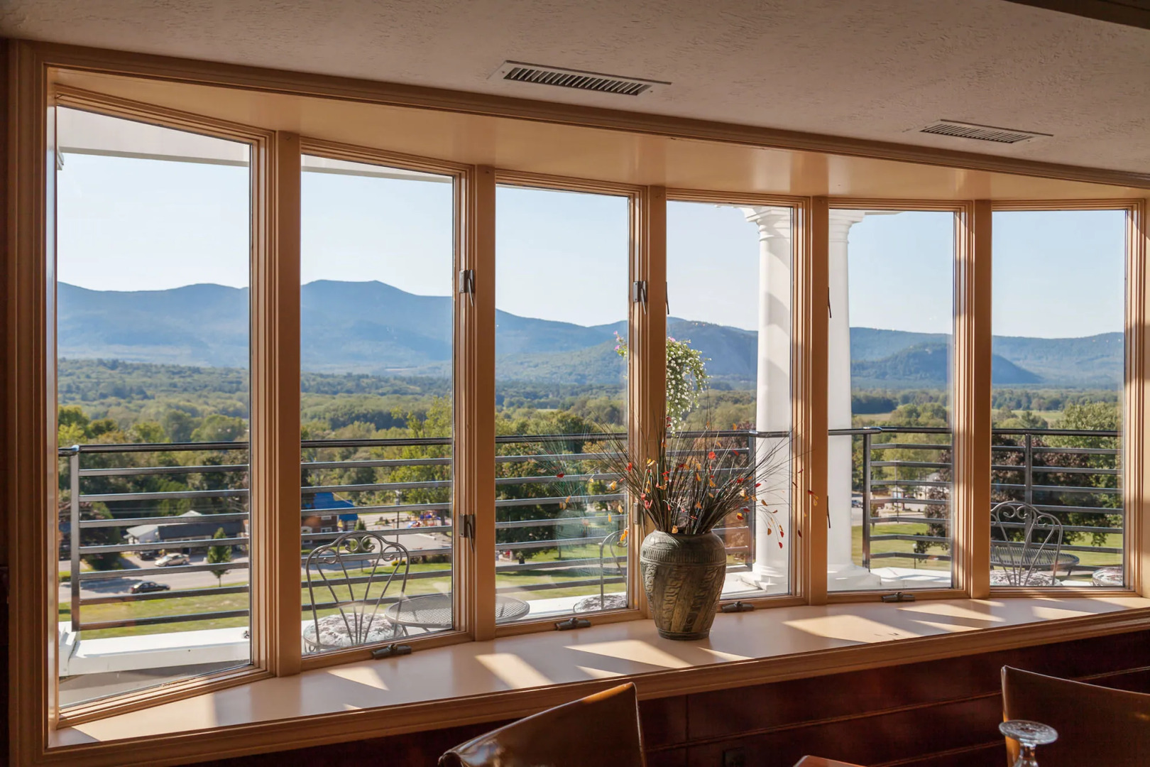 Red Jacket Mountain View Hotel