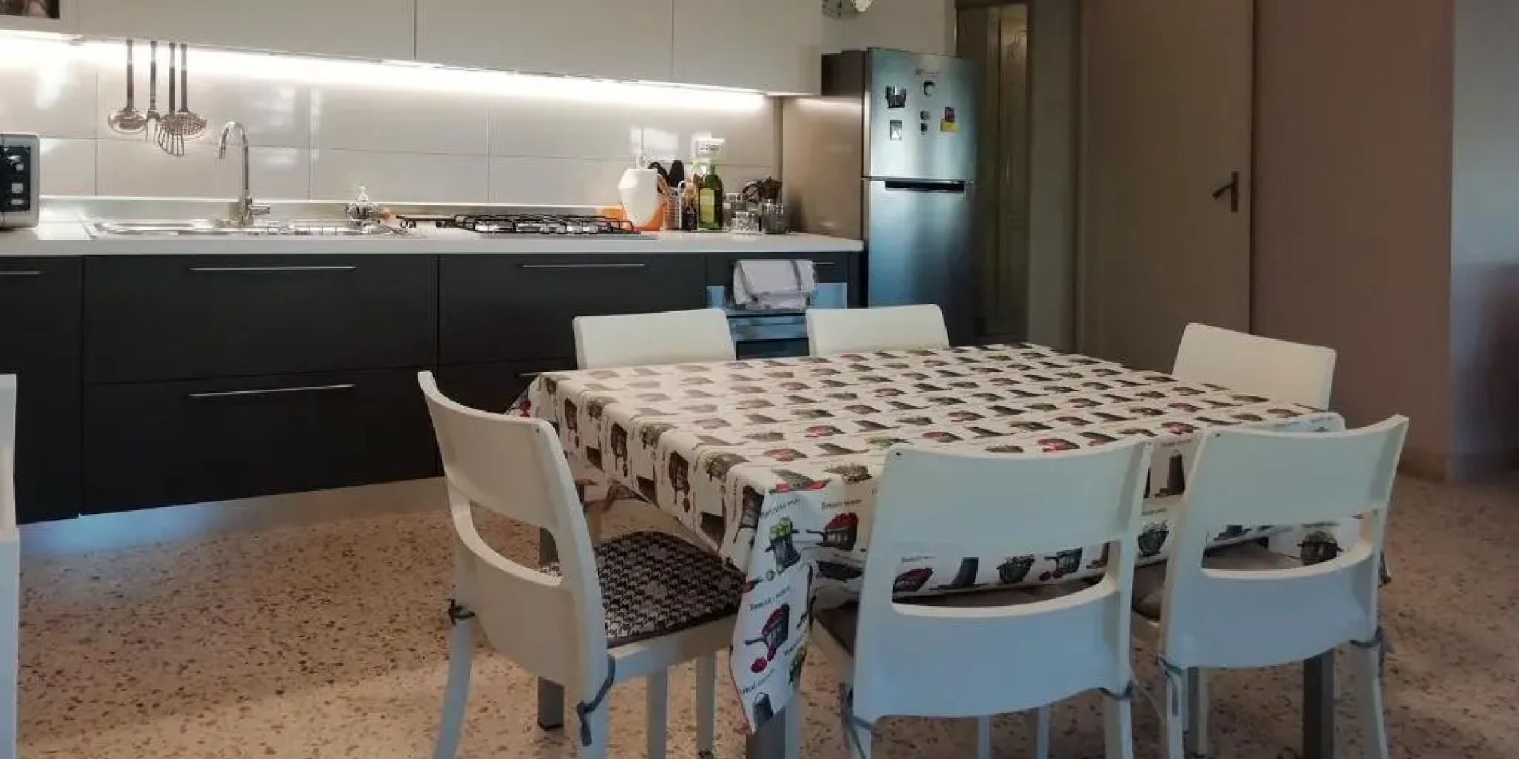 Villa Floridia, just 300 m from the sea