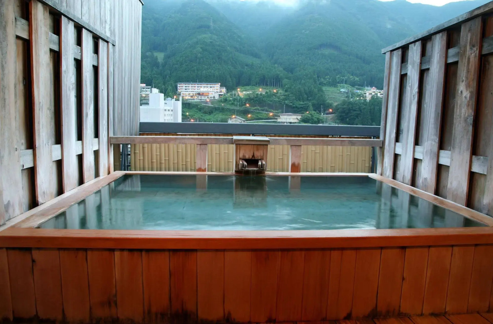 Gero Onsen Okudaya Happoen
