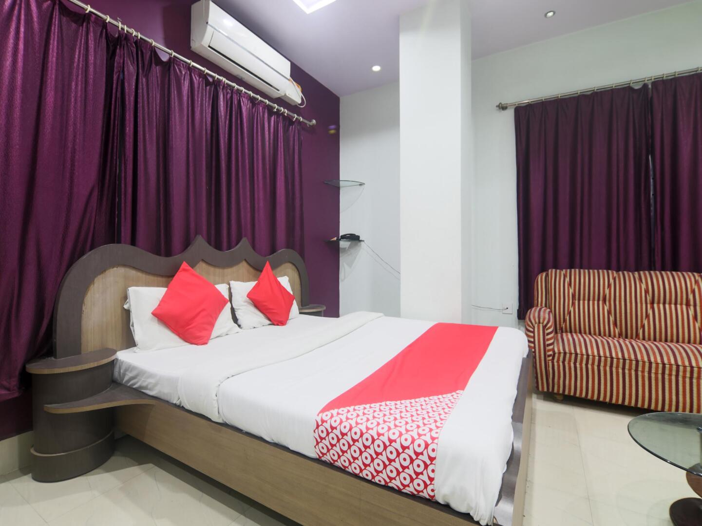 OYO Collection O 26984 New Sky Star Hotel