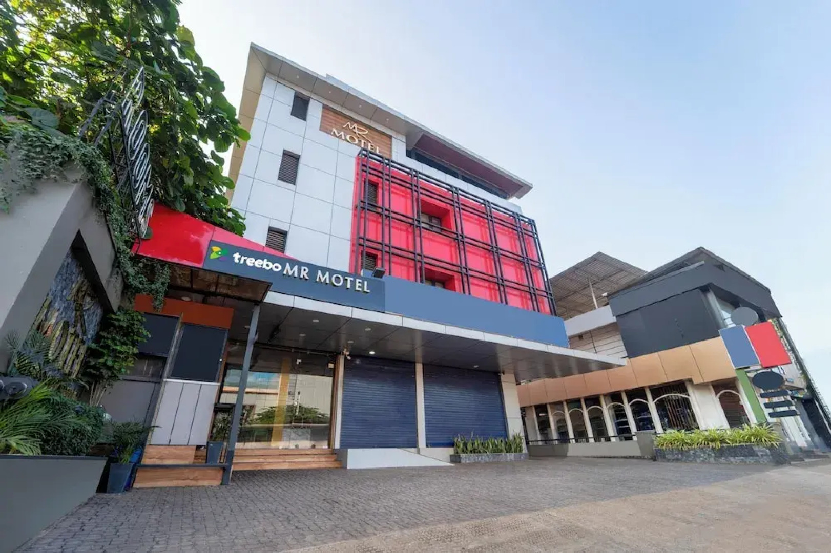 Treebo MR Motel