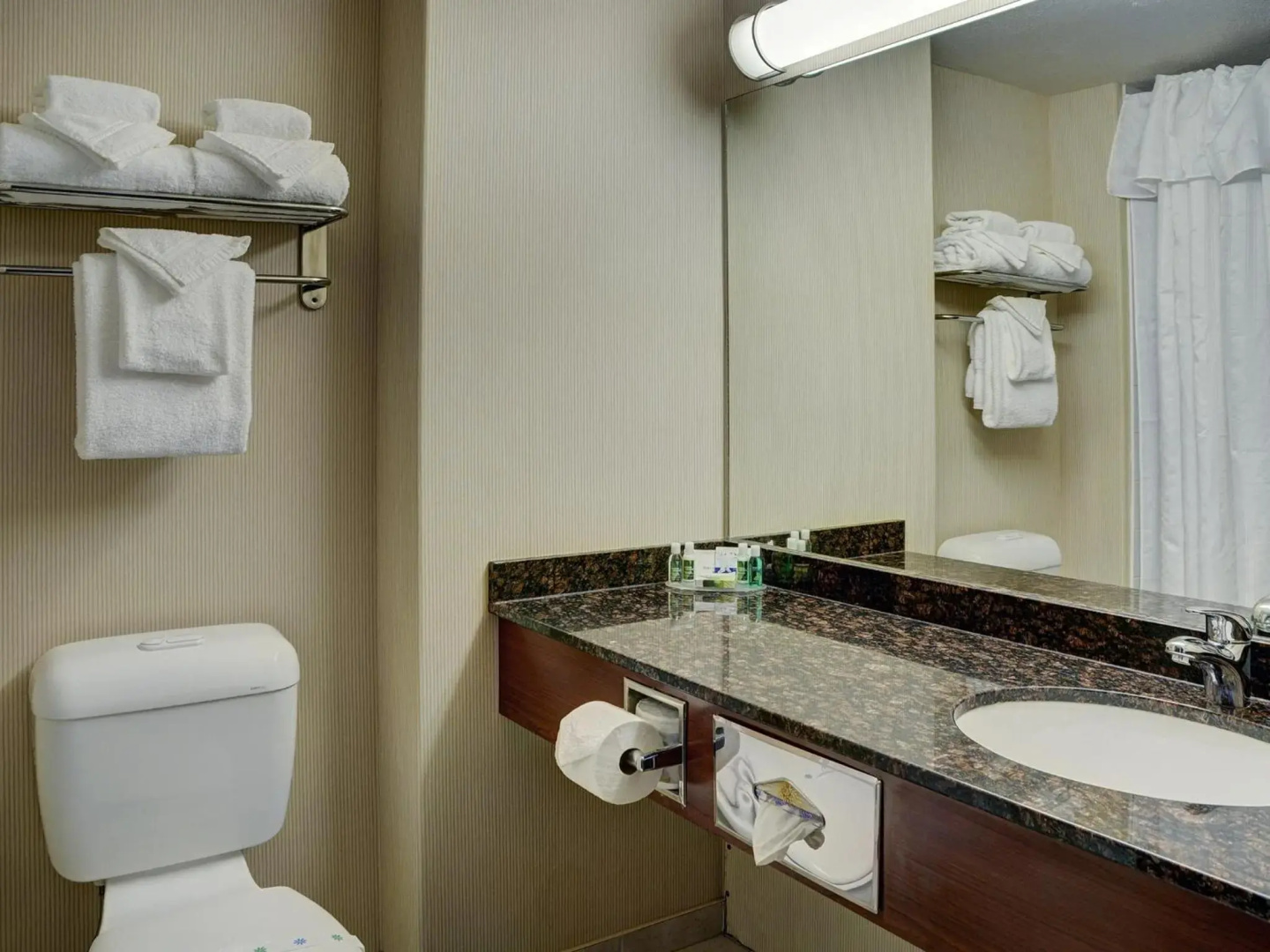 Lakeview Inns & Suites - Slave Lake