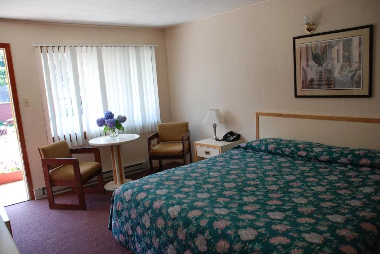 Flamingo Resort on Lake George