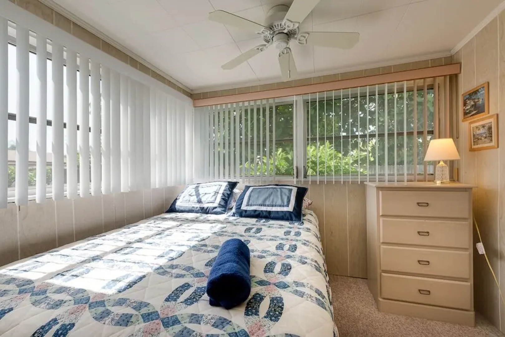 Albee Sunset Cottage, 2 Bedrooms, Pet Friendly, Wifi, Sleeps 8