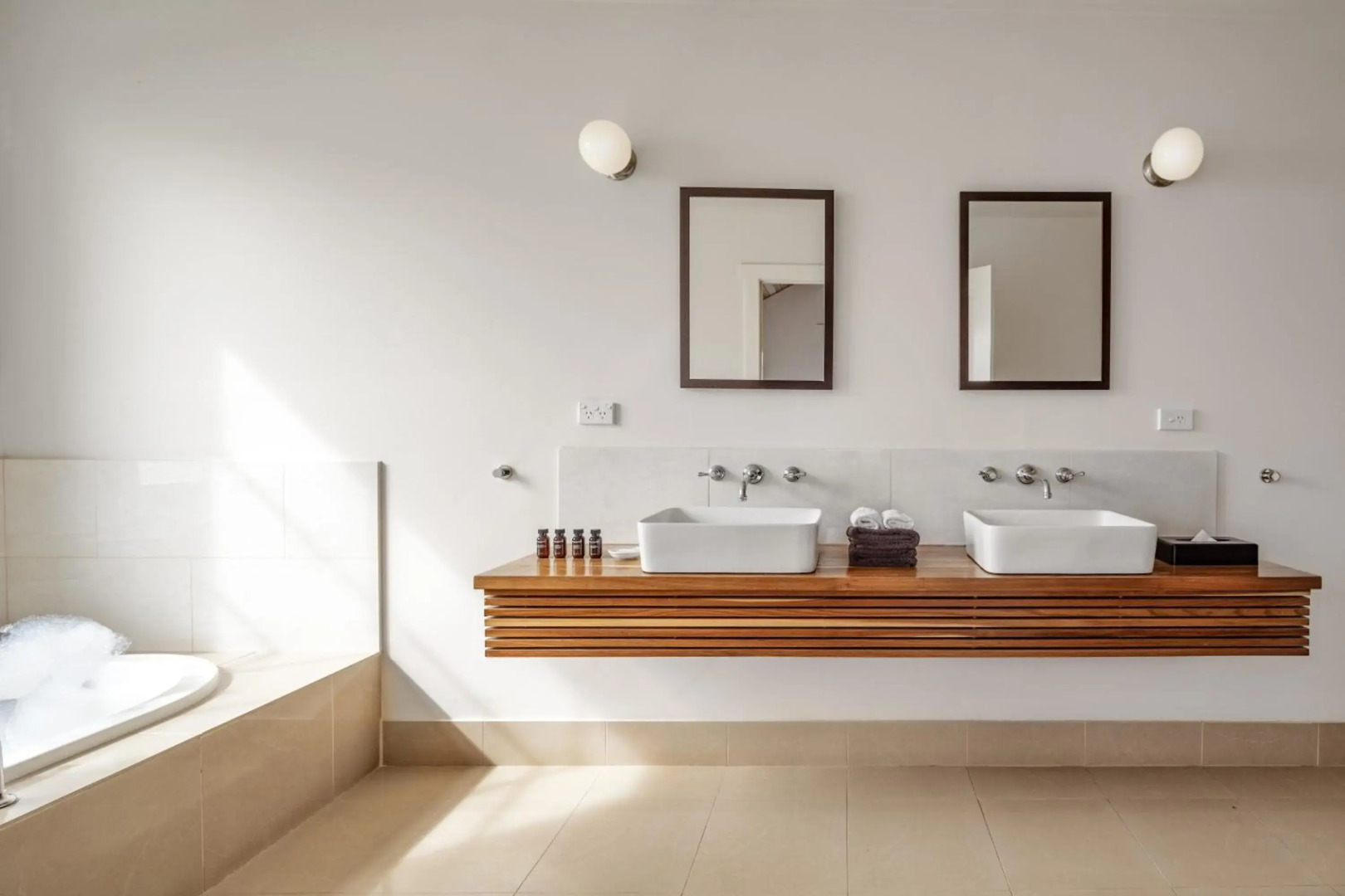 Piermont Retreat Swansea