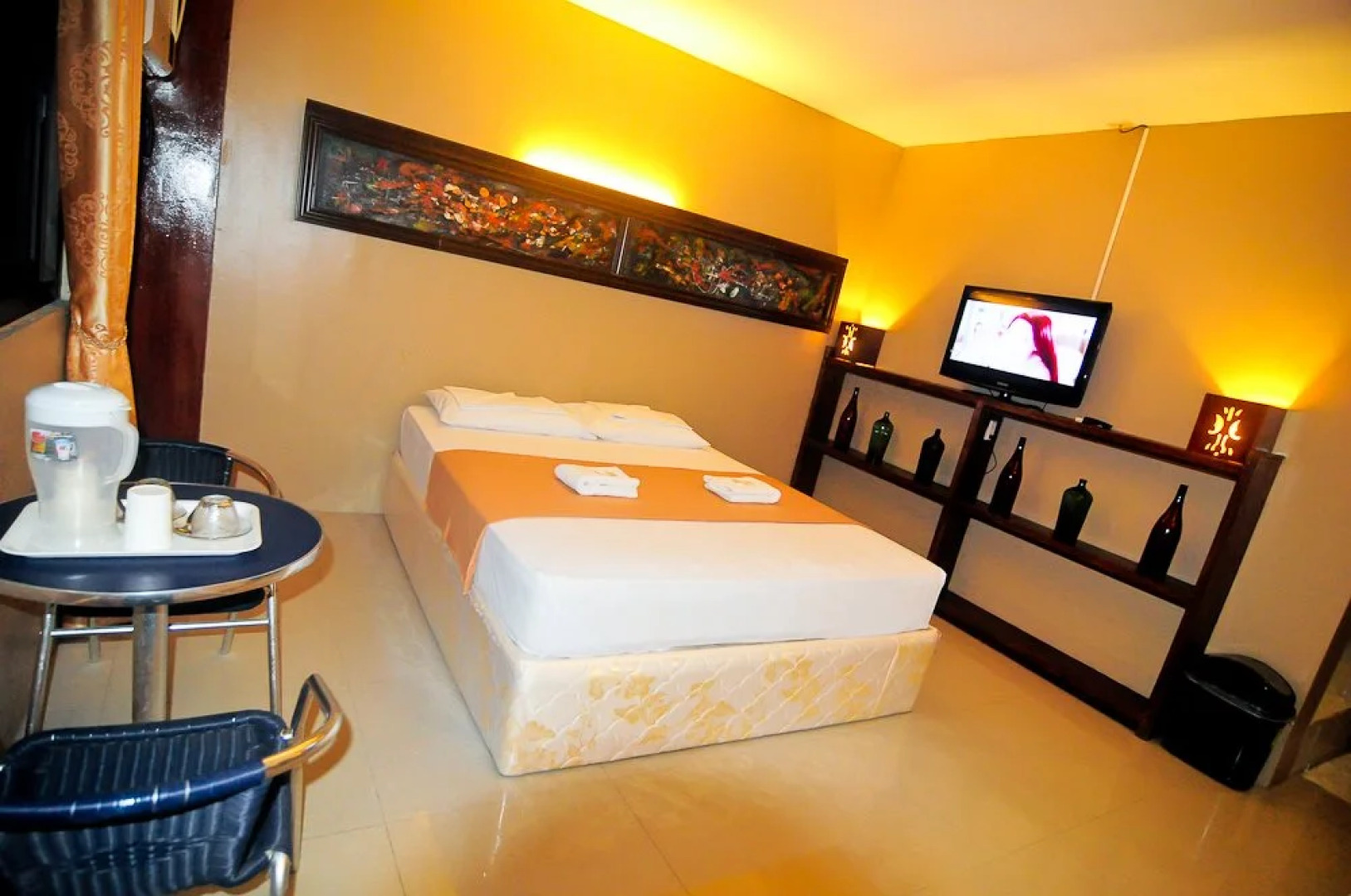 Royal Coast Tourist Inn and Restaurant