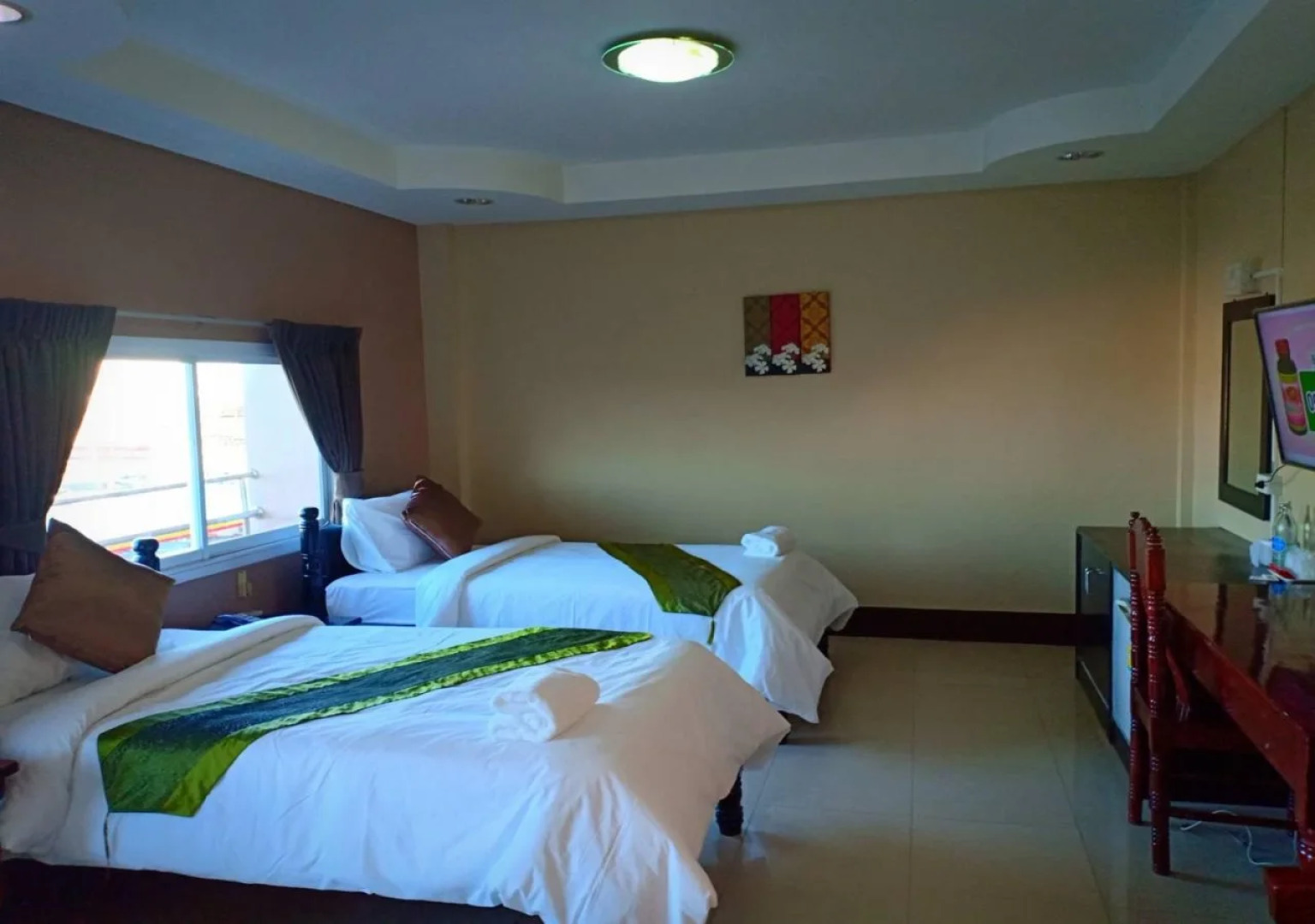 Submukdaphoomplace Hotel