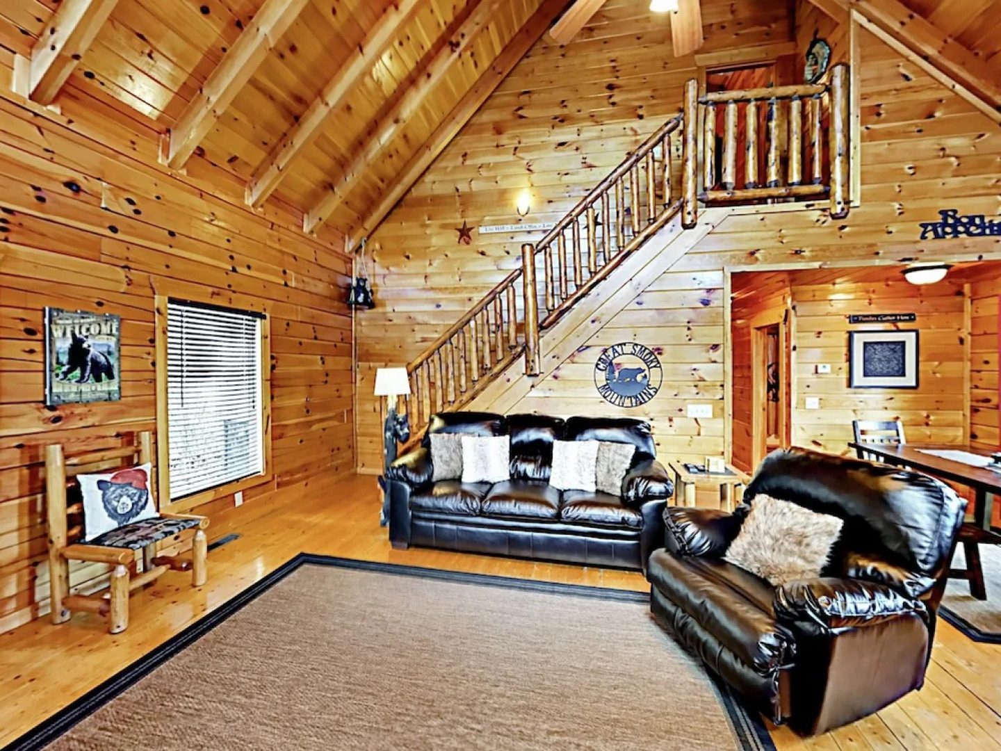 Upper Middle Creek Cabin Unit #27 3 Bedrooms 3 Bathrooms Cabin