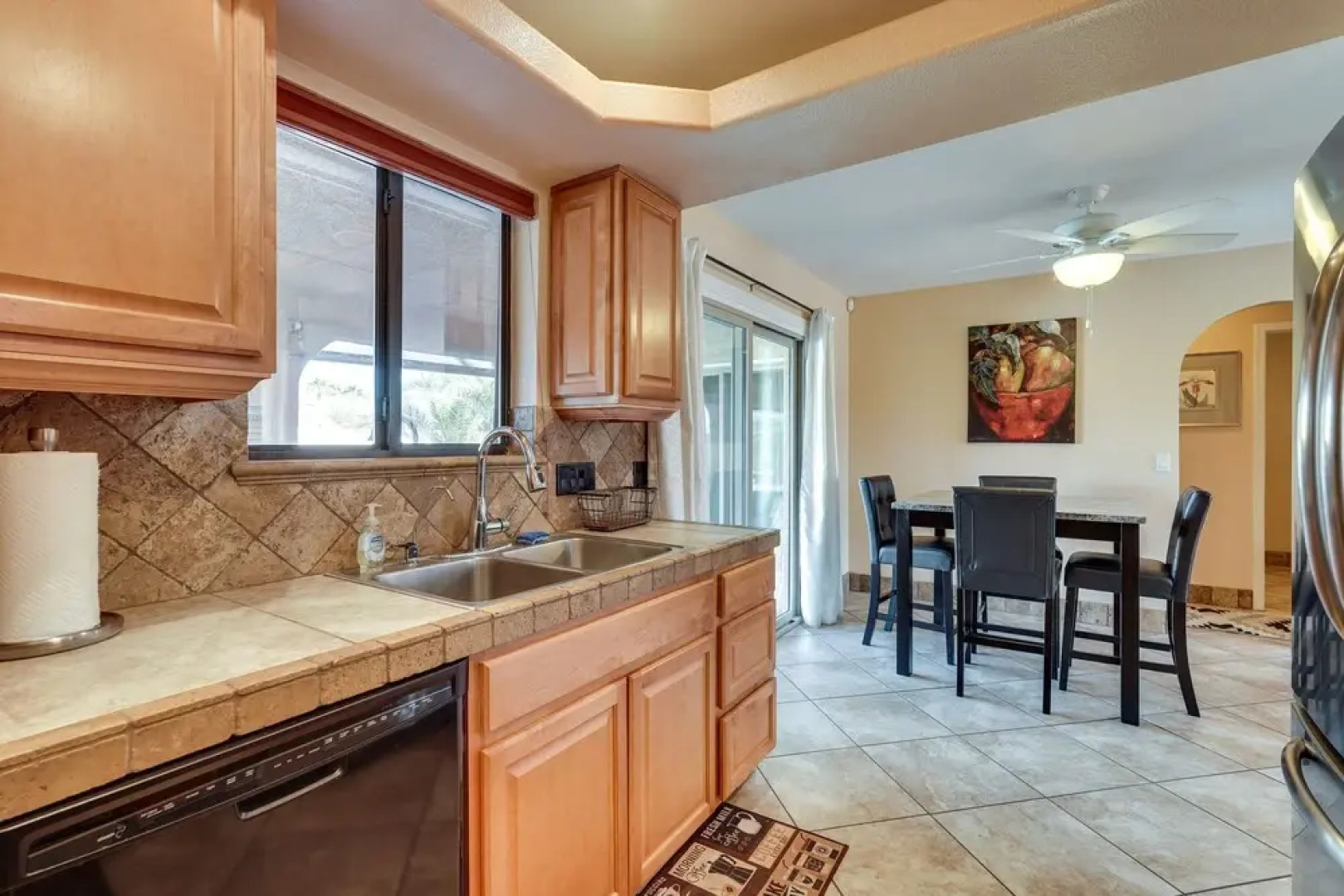 Pet-friendly Lake Havasu City Home: Walk to Beach!